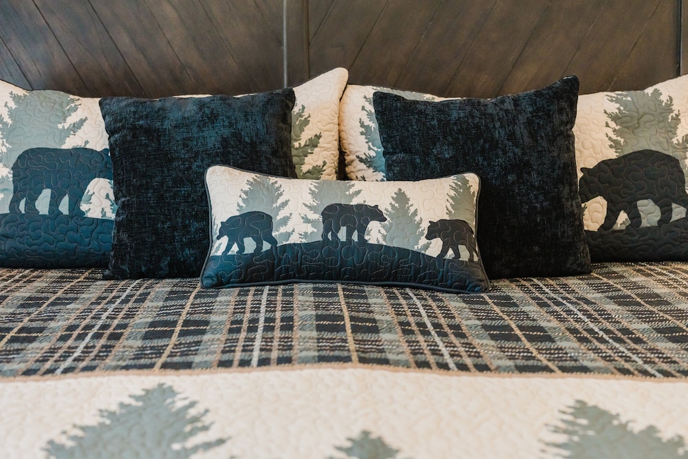 A Beary Good Getaway 2 Bedroom Condo