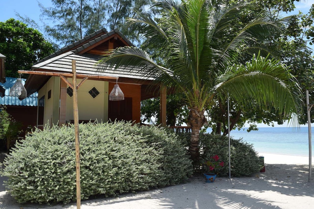 Seaboard Bungalows
