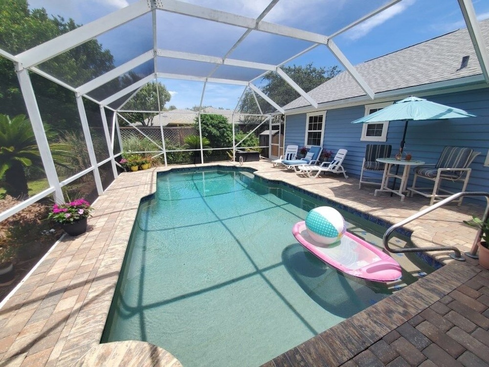 Beach Blossum 3 Bedroom Home