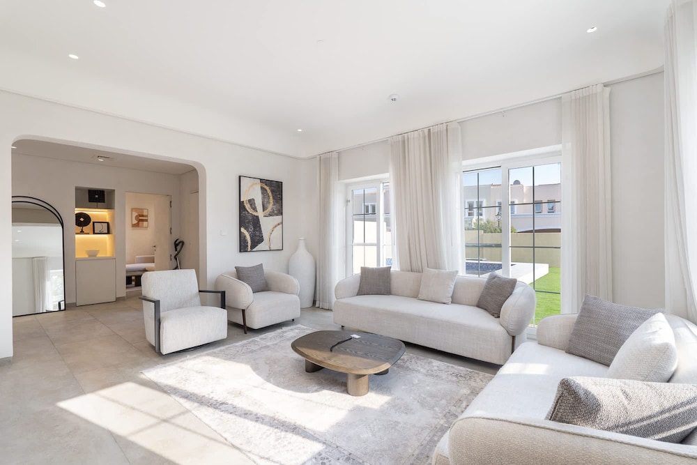Luxury 4BR Villa-al Reem 3-perfect Family Getaway