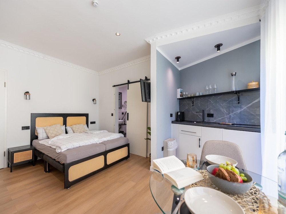 Modern Residences - Studio on the Moselle