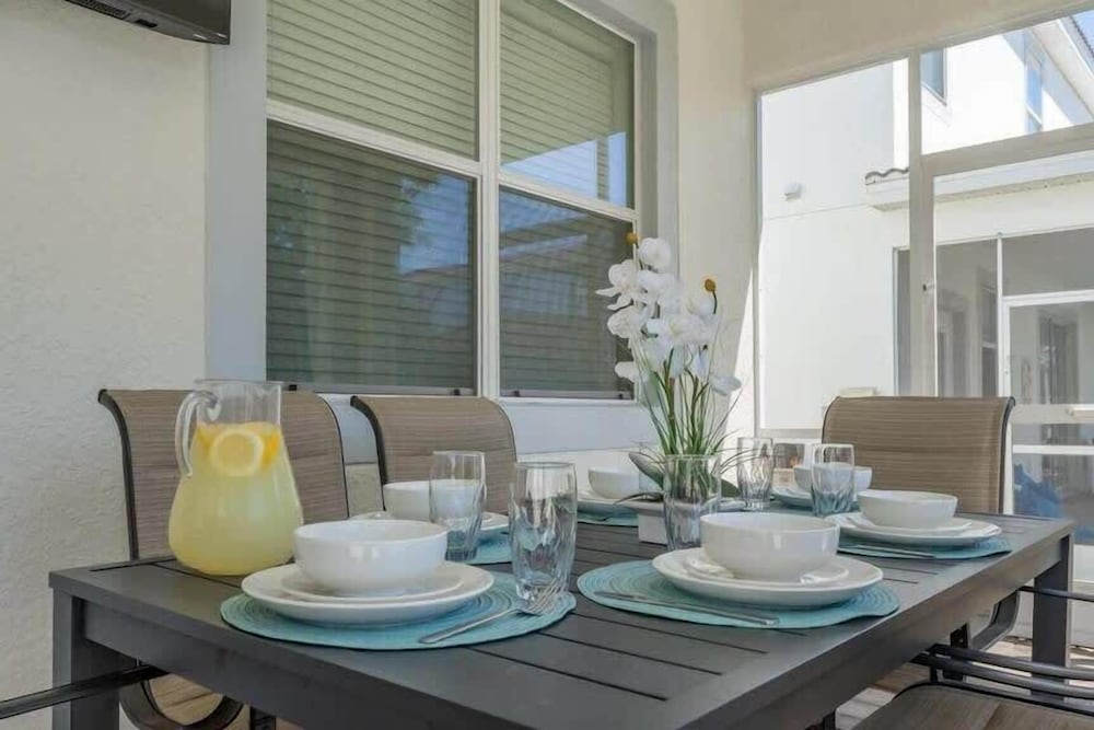 Coastal Paradise 8BR Disney Villa