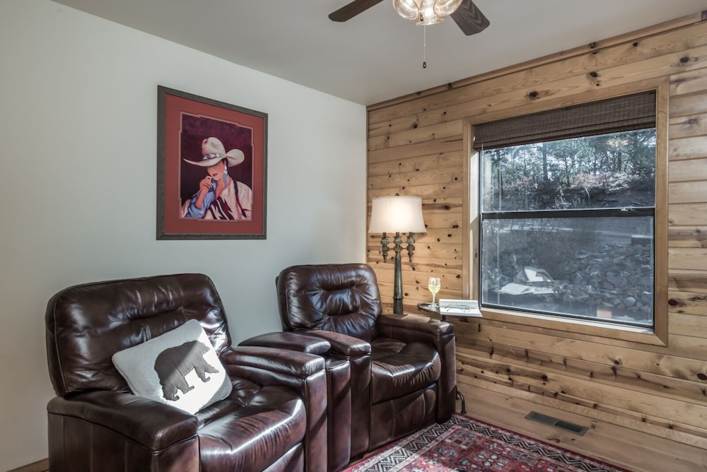 Centerview, photo 11