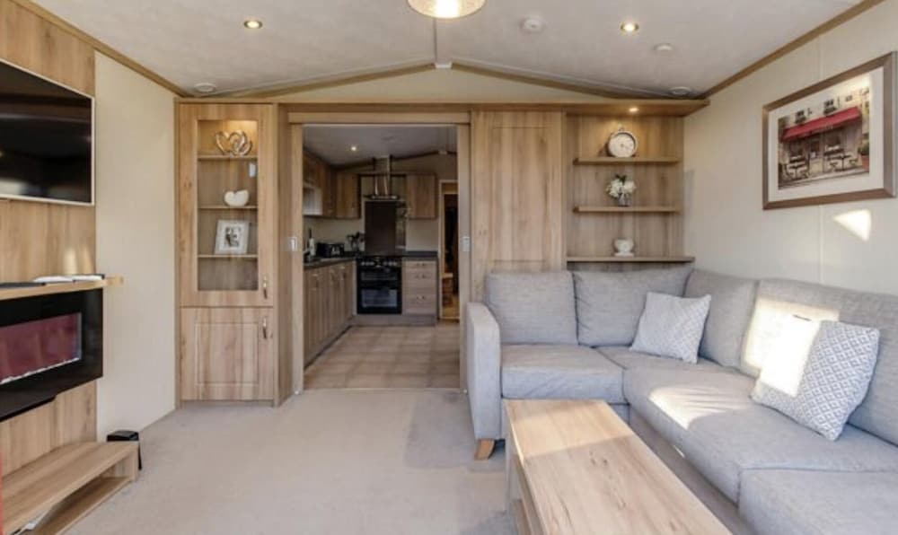 Immaculate 2-bed Lodge in Nr Mevagissey view 5
