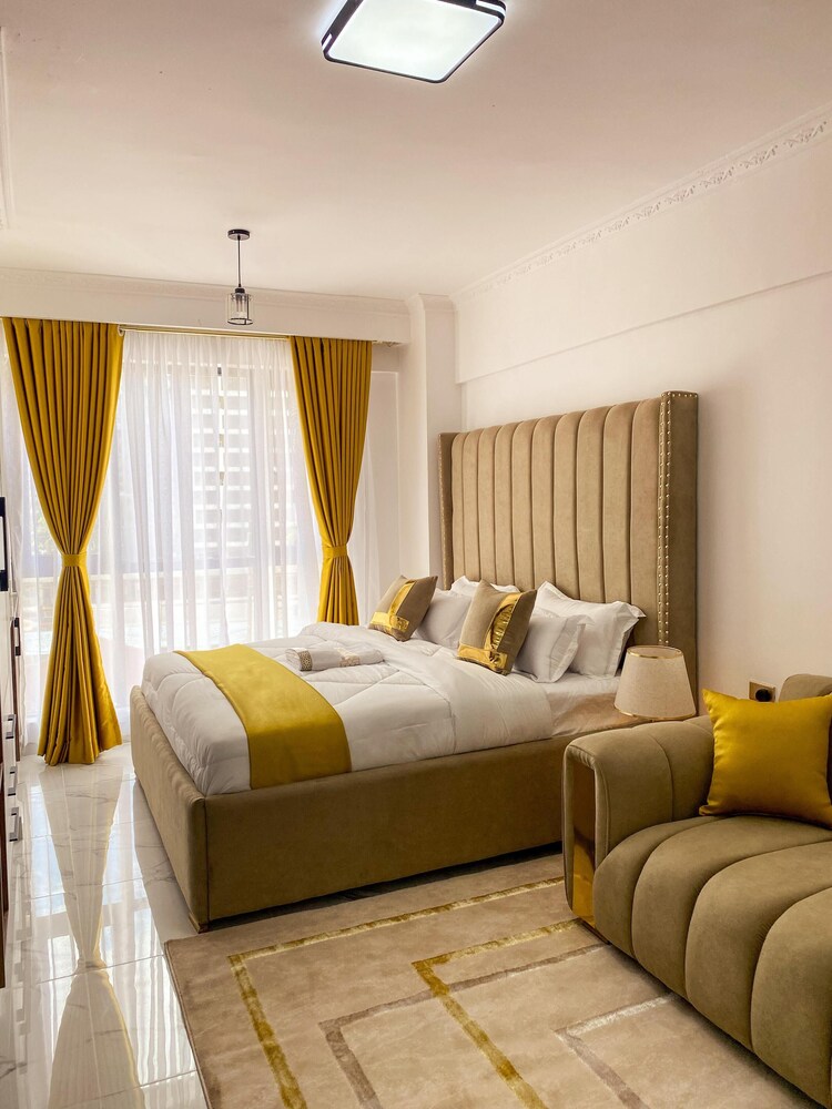 Smart Homes - The Luxe Retreat view 4