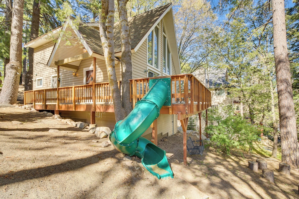 Chic Lake Arrowhead Retreat: 4 Seasons of Fun!