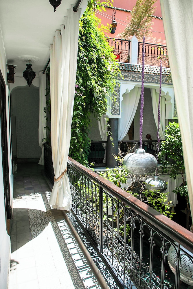 Riad O'Zeen
