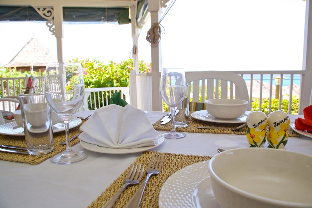 Windjammer, 4BR by Jamaican Treasures