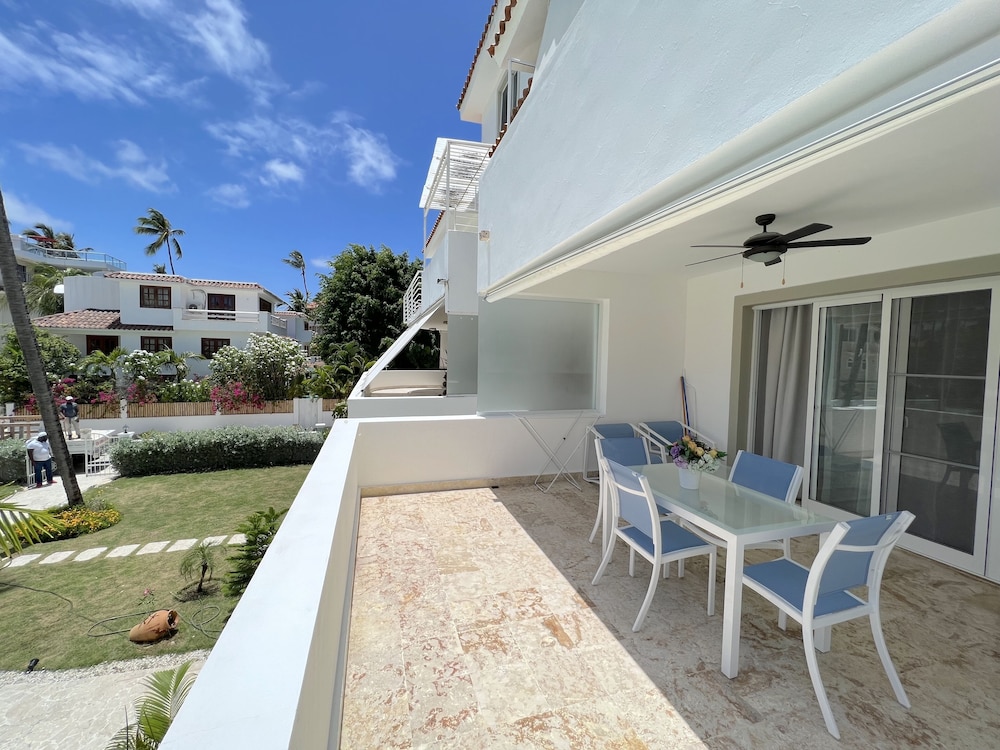 Los Corales Tropical Beach Resort & SPA