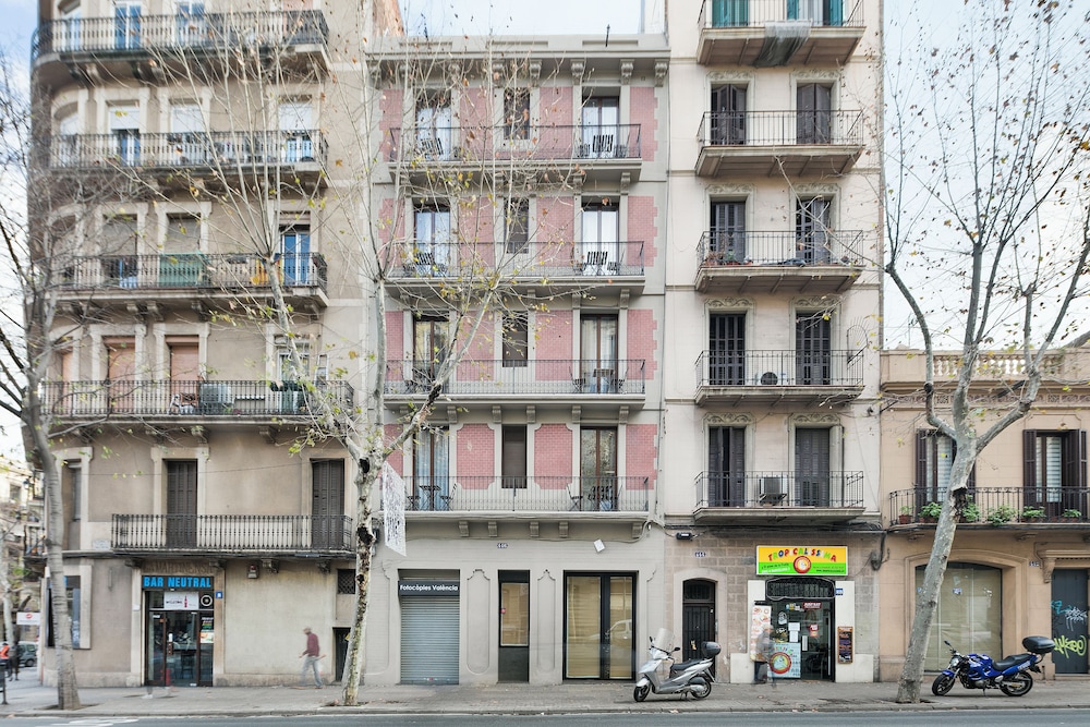 Uma Suites Sagrada Familia