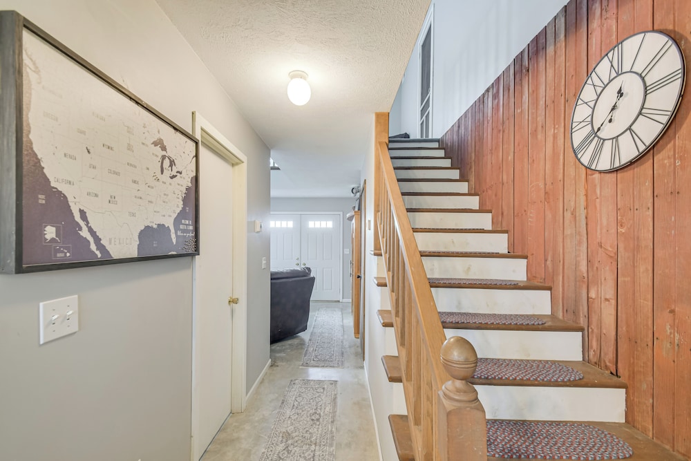 Sauna & Private Hot Tub: Kirkwood Farmhouse!