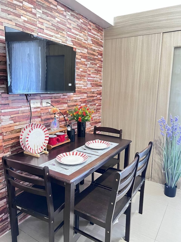 SHORE 1 RESIDENCES