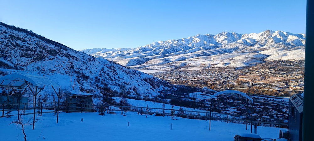 Chorvoq View