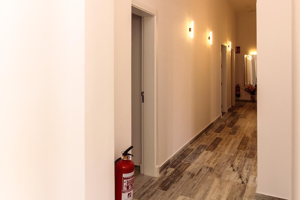 The 8 Rooms House