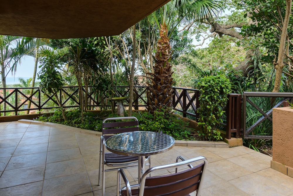 San Lameer Villa Rentals Three Bedroom Luxury 13908