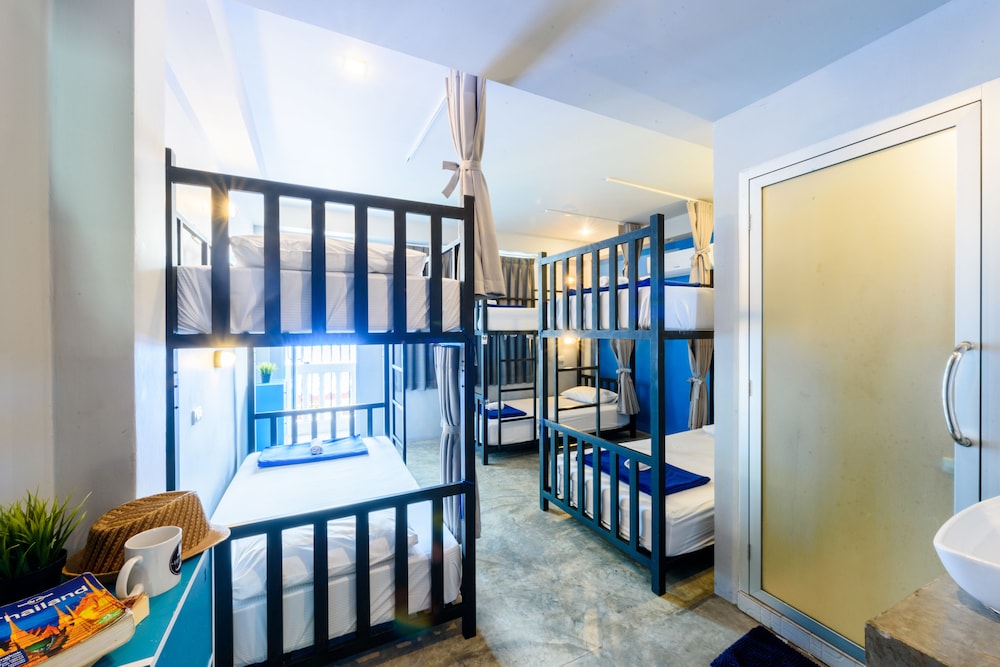 Hip Hostel