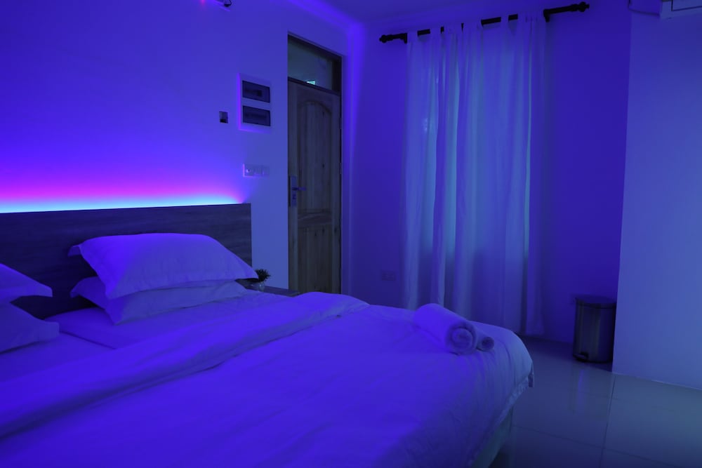 Moodhu Surf House