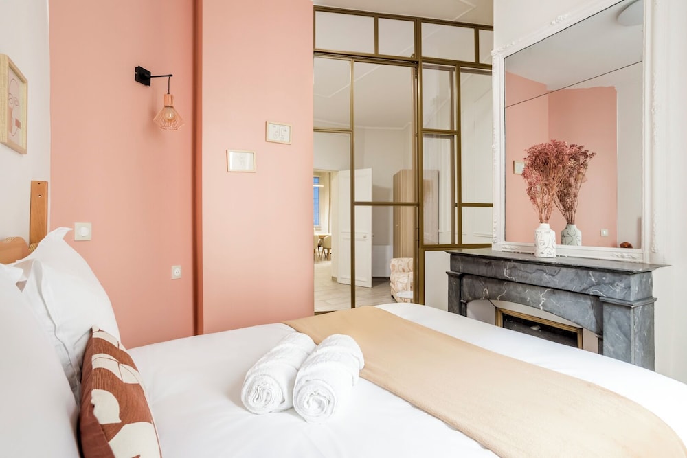 Reva Suites