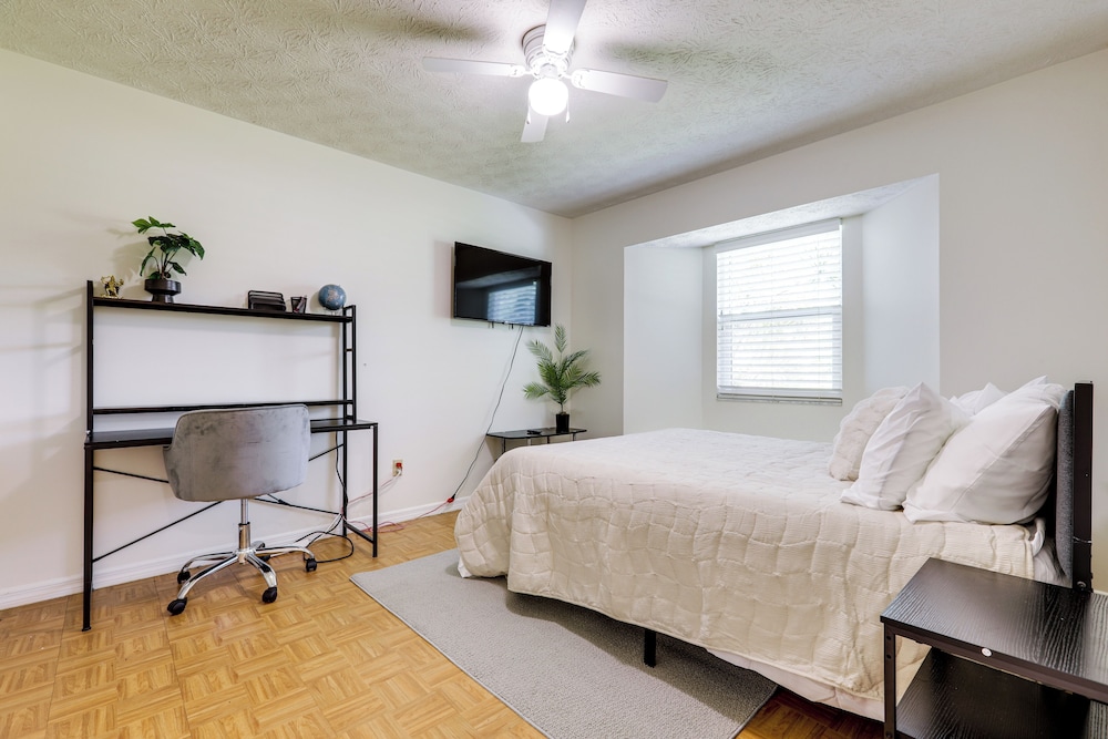 6 Mi to St Lucie River: Family Home w/ Patio!