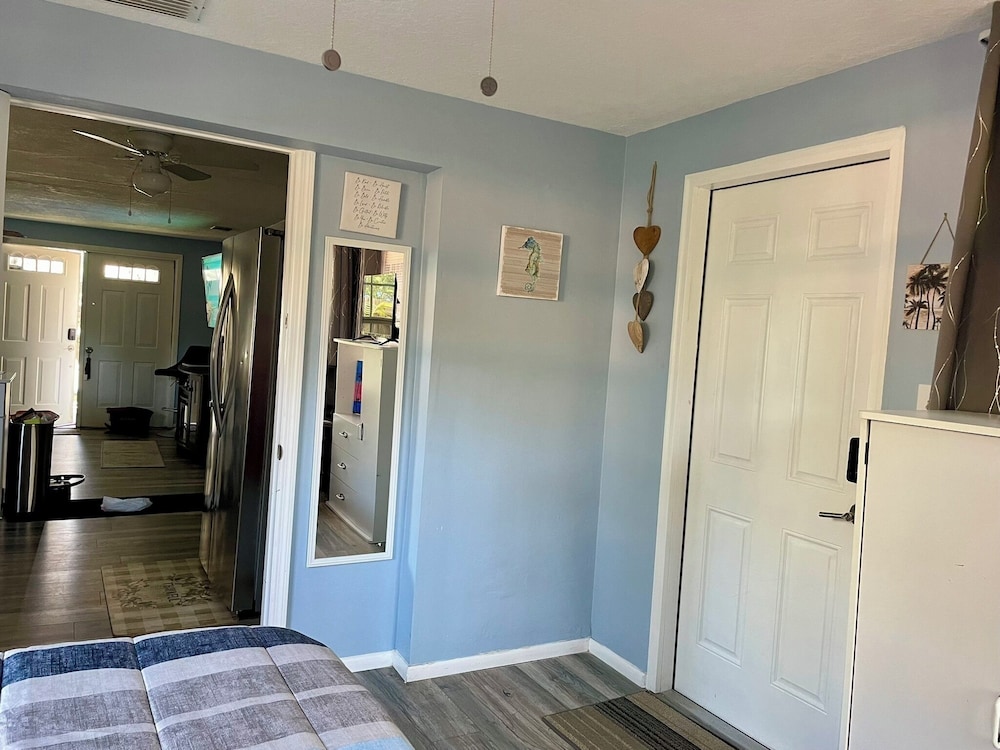Gulf Side Getaway near Downtown Beaches