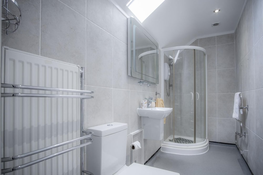 Fletcher Coach House - 3 Bedroom Cottage - Pendine