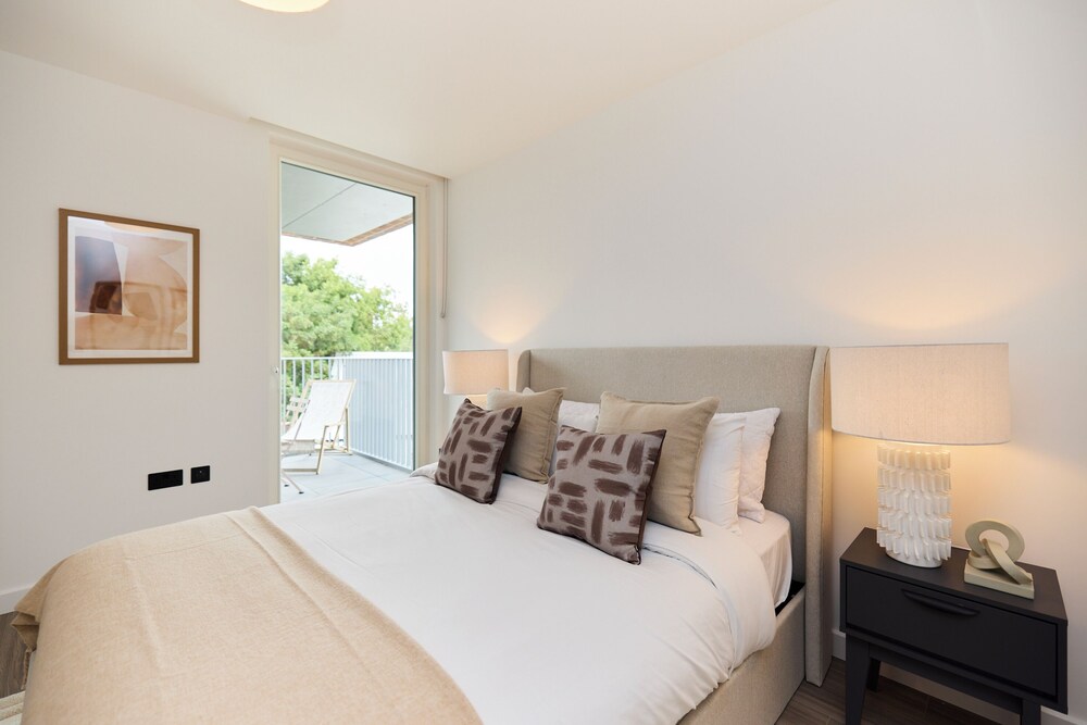 The Tottenham Escape - Lovely 2bdr Flat With Balcony