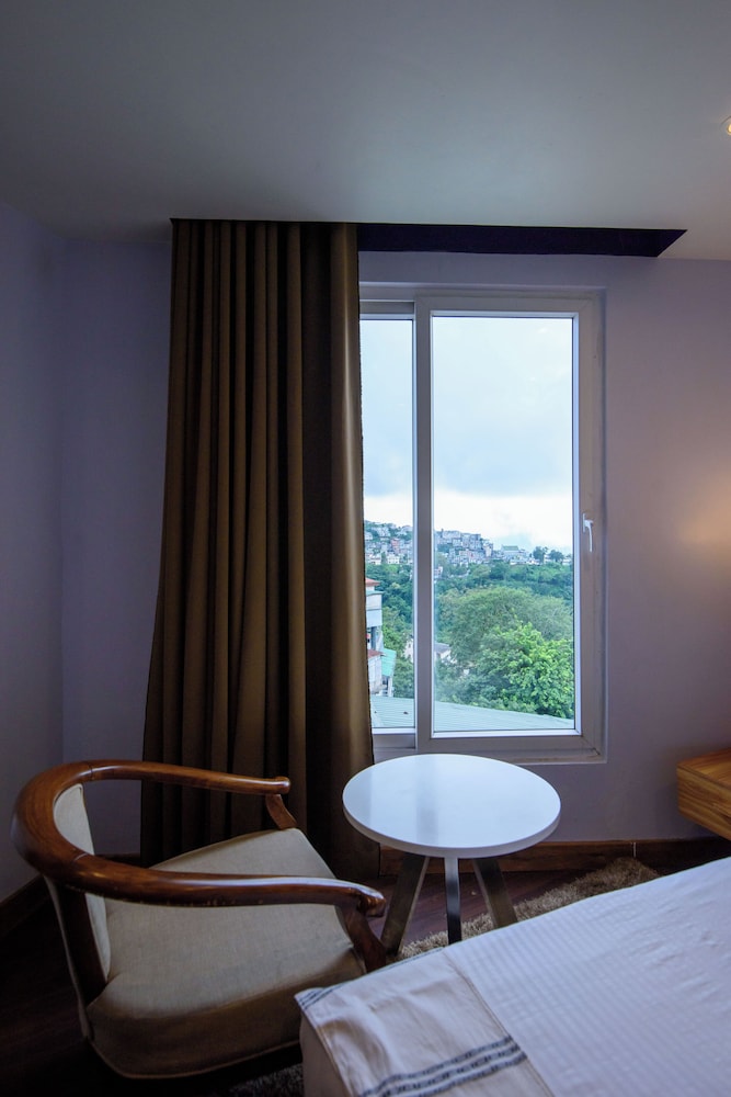 Emerald Hotel