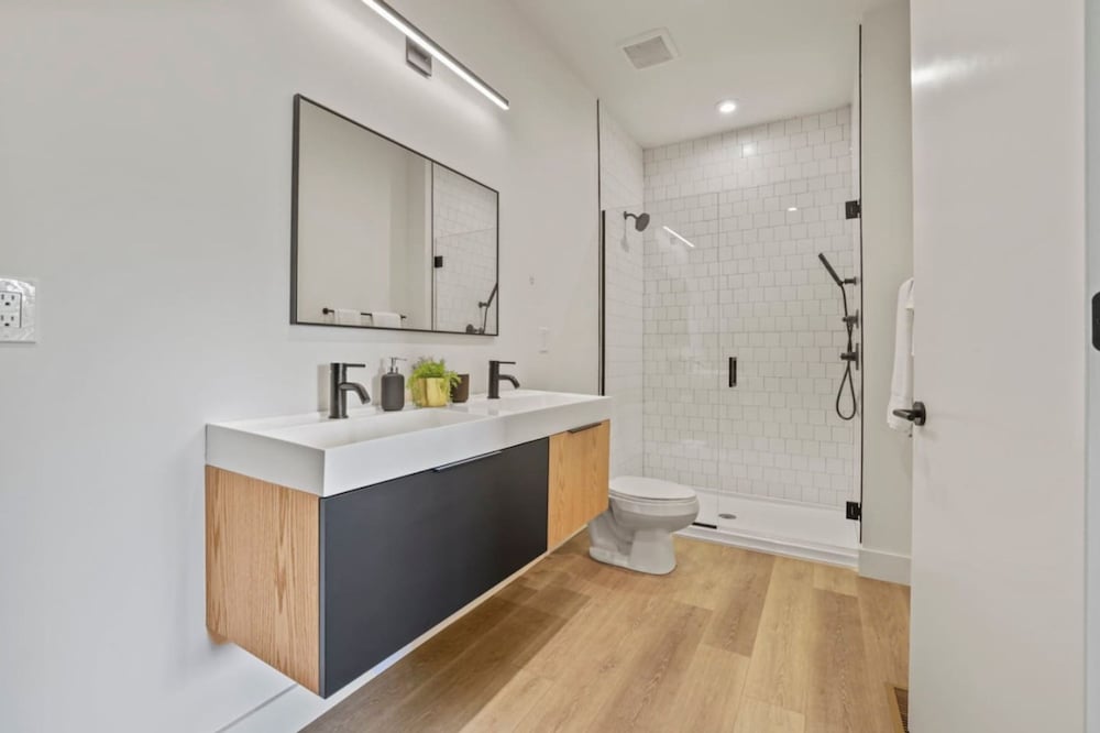 Stylish Getaway -columbus-3 Bedroom Masterpiece