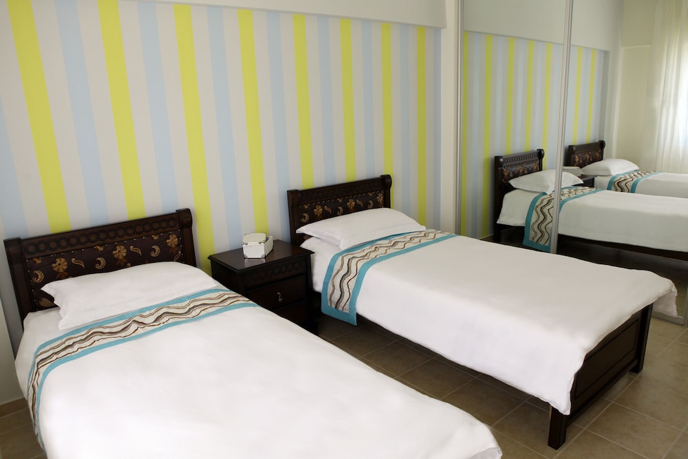 Two bed Furnished Apartment in Amman view 3