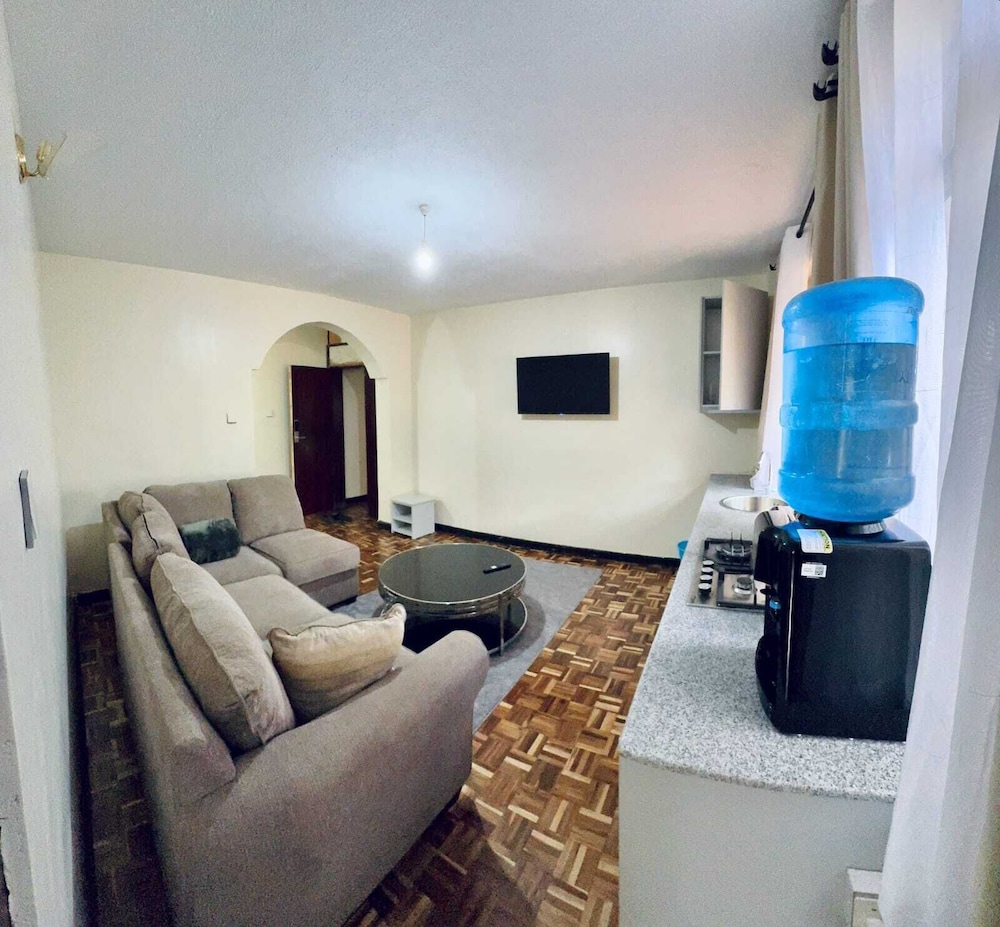 Lux Suites Hostpoa Airbnb's Eldoret
