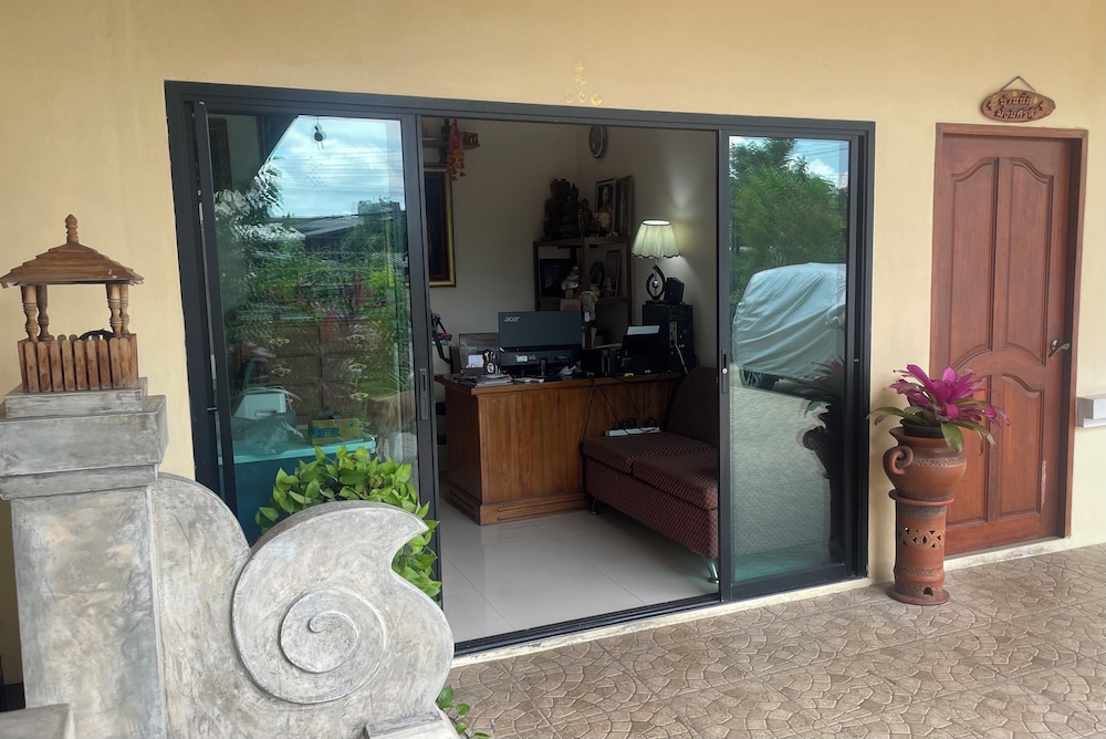 Laph Kham House view 3