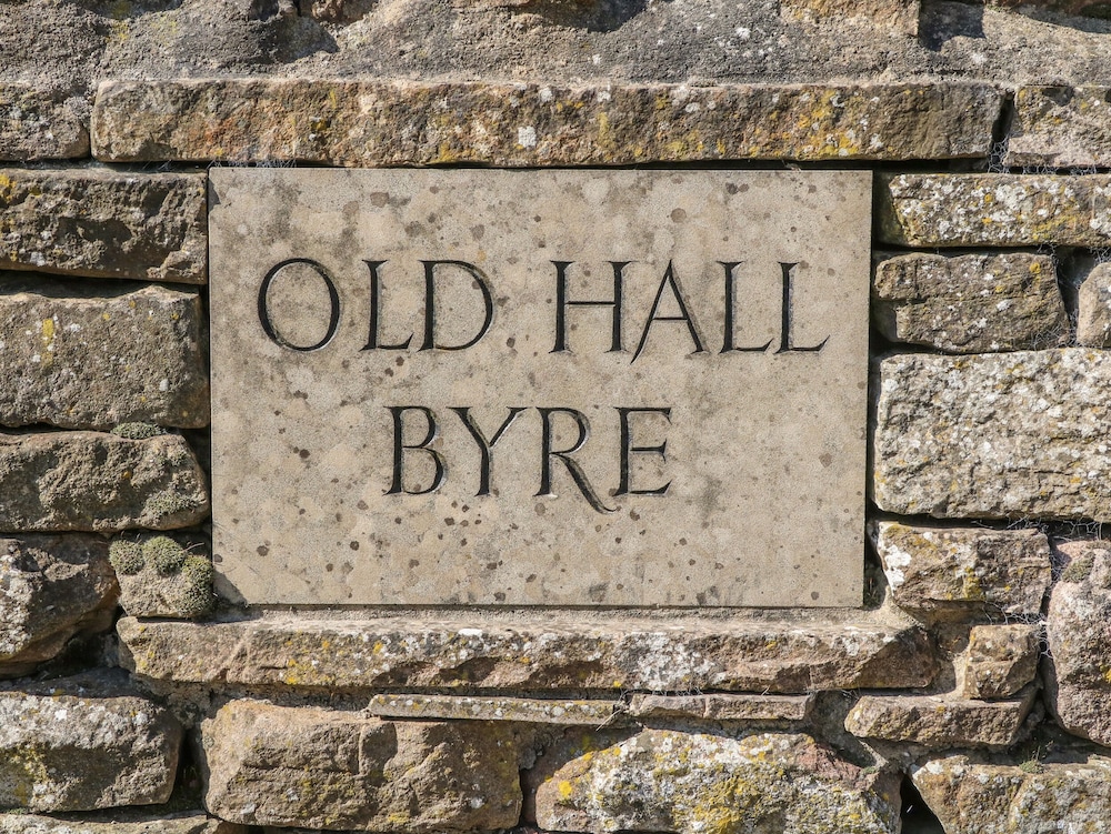 Old Hall Byre