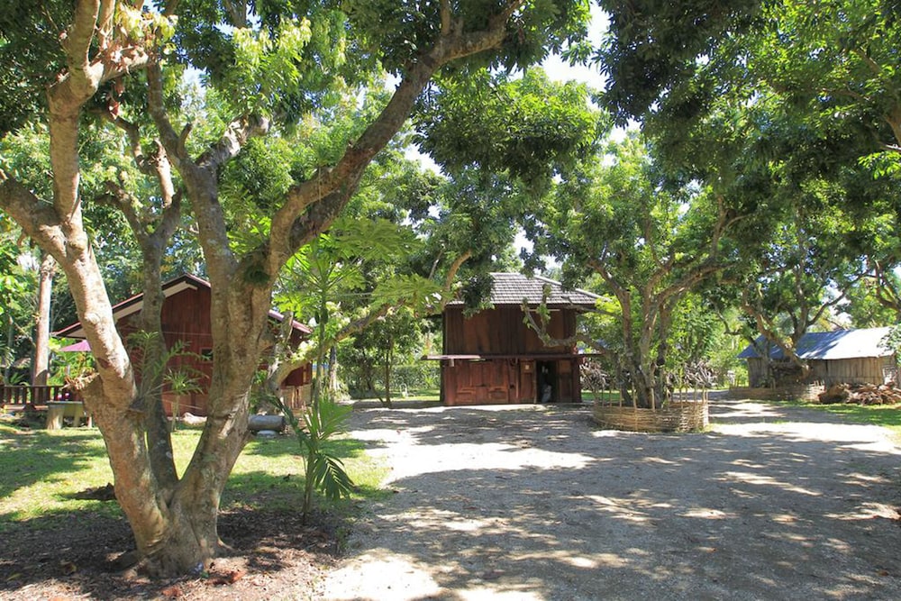 Baan Suan Auy Kham