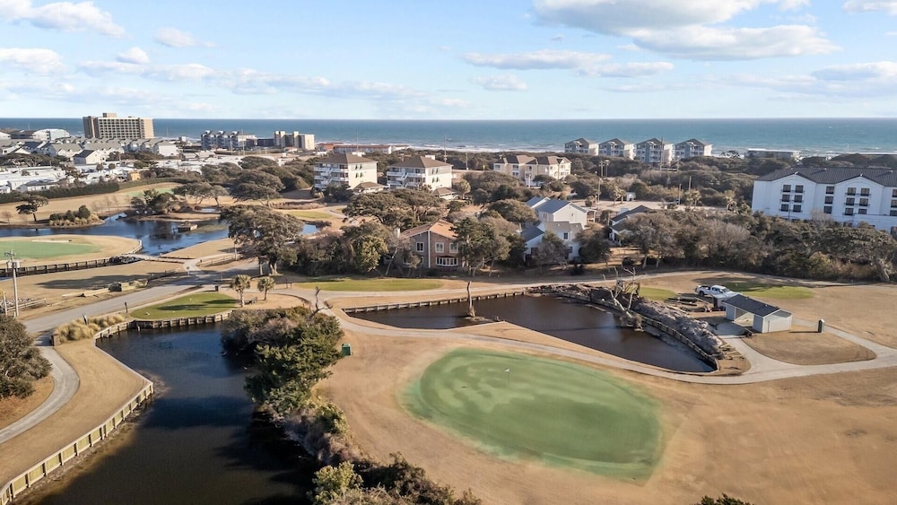 Fore Your Delight 3 Bedroom Townhouse