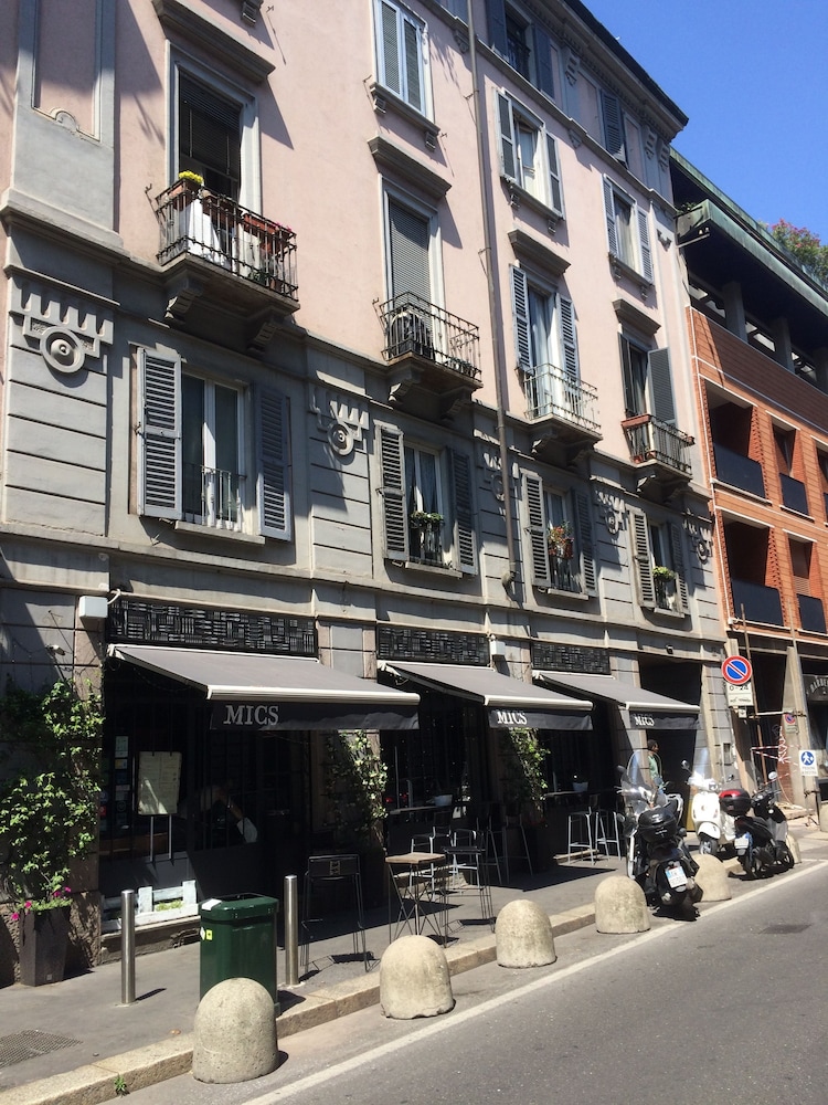 Corso Como – RentClass Bianca