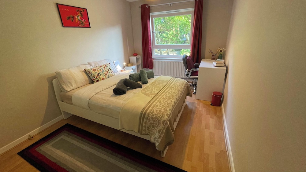 Cosy 1-bed Flat, Family Friendly, Free Parking