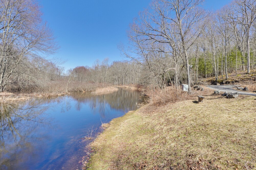 Close to Trails: Studio w/ Water Views