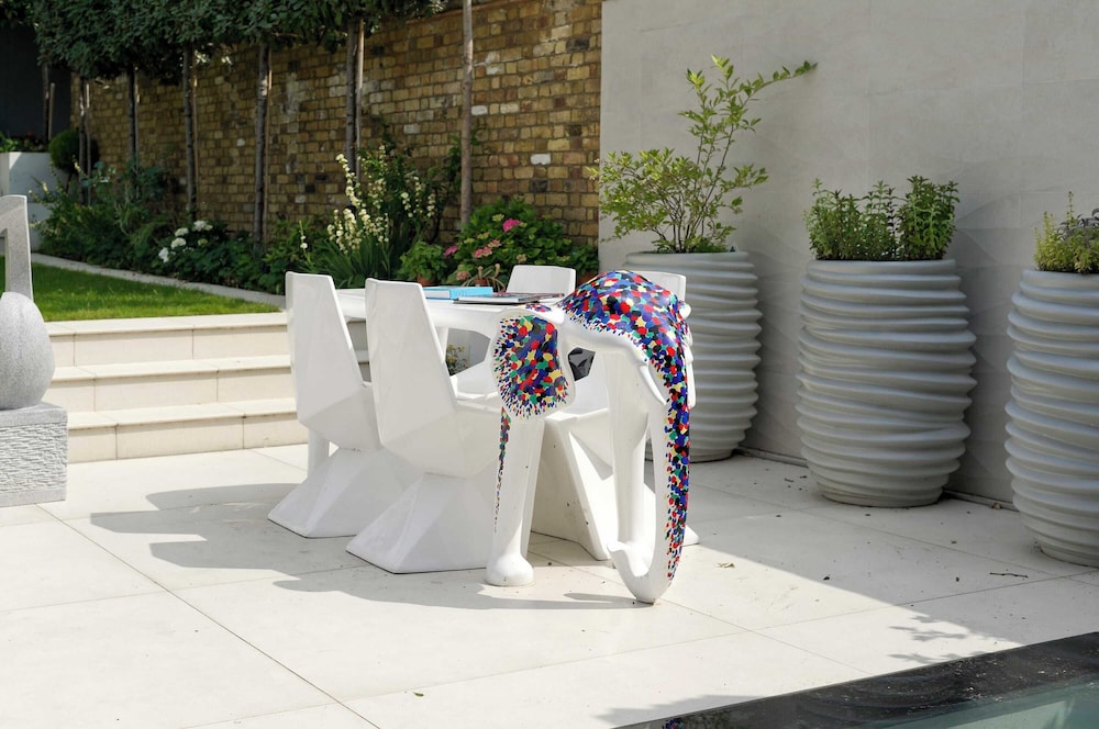 7bed Notting Hill W/garden, Games Room & Parking