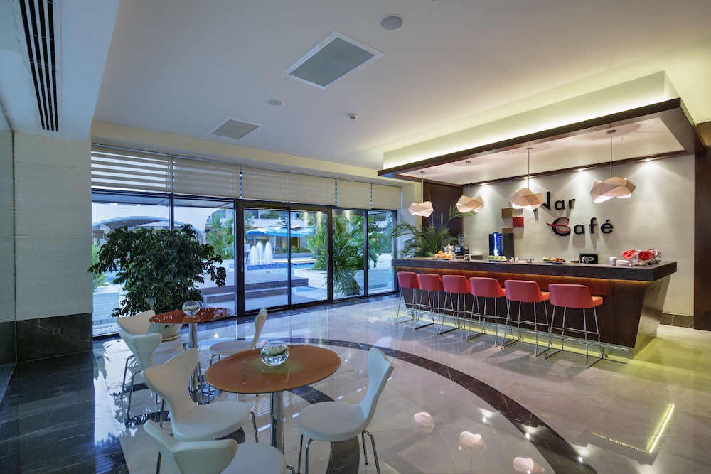 Tui Blue Side- All Inclusive