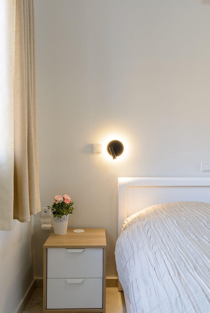 Sea Suites Apartments