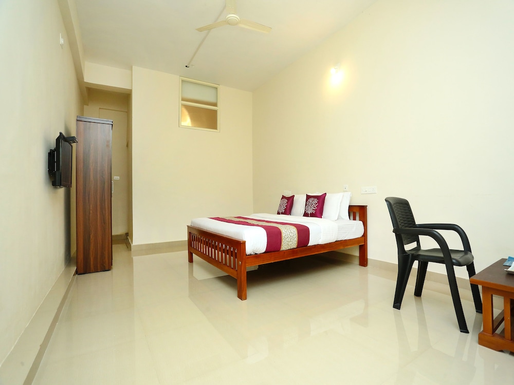 OYO 11516 Wayanad Royal Stream