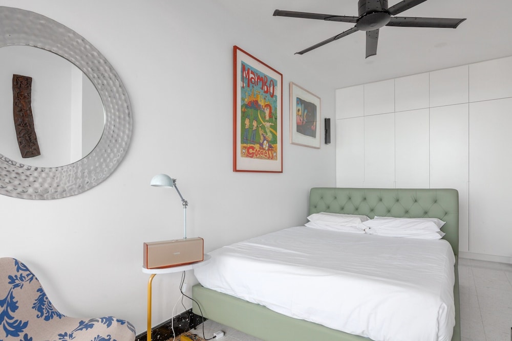 Bright Tamarama 2-bed With Balcony Water View