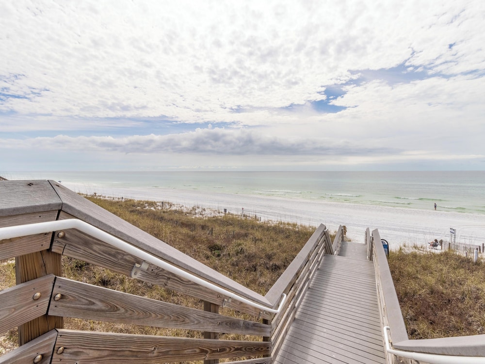 Palms North #7B by Southern Vacation Rentals
