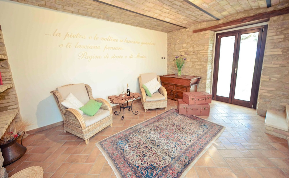 Casale905