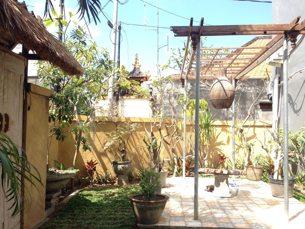 Double N Guesthouse