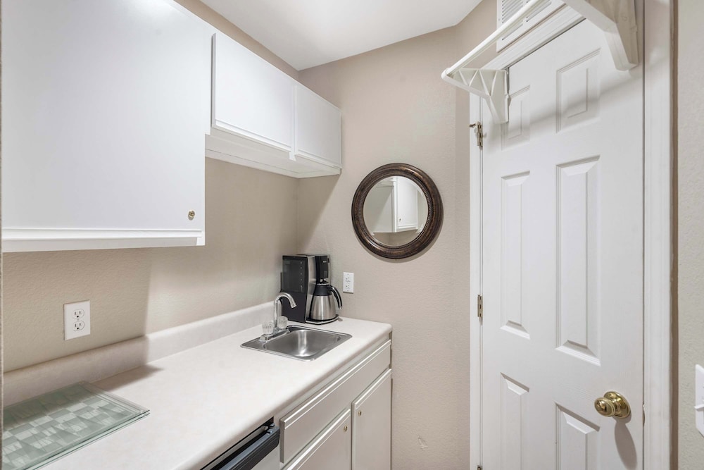 Edgewater Escape Stay for 6