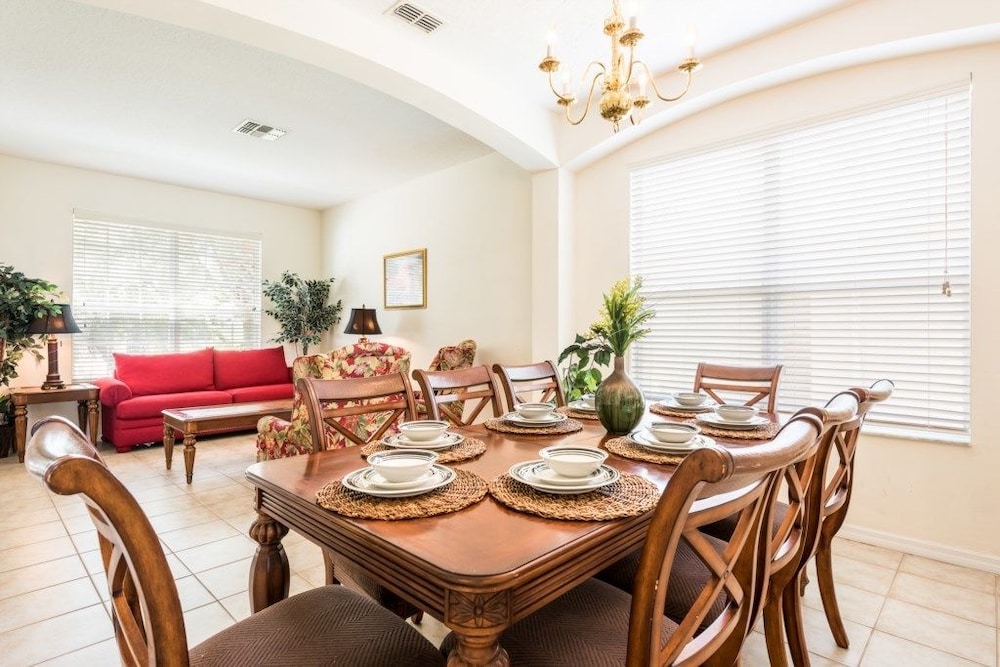 7BR Pool Home Emerald Island by SHV-8409