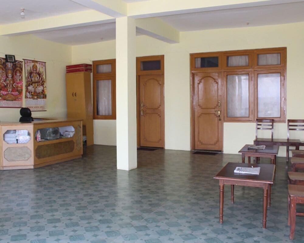 Gaurav Resort