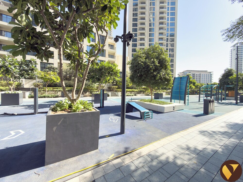 17 Icon Bay Creek Harbour near Downtown