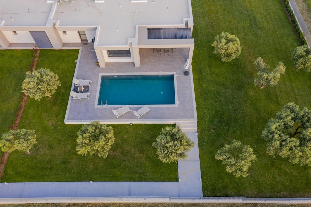 Merelia Villas Luxury